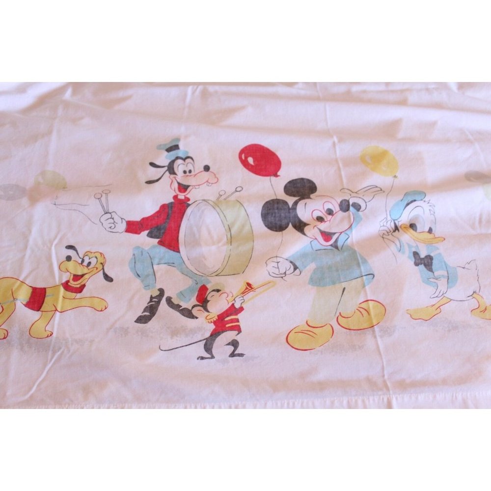 Vtg Mickey Minnie Pluto Donald Goofy Parade Border Cutter Fabri Flat Twin Sheet